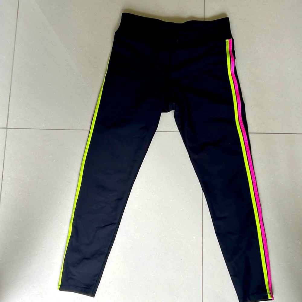 Aqua Athletic Neon side Stripe High Rise Leggings